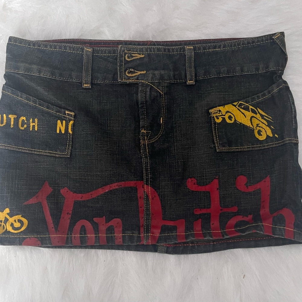 VON DUTCH RARE Black denim miniskirt w/ red logo